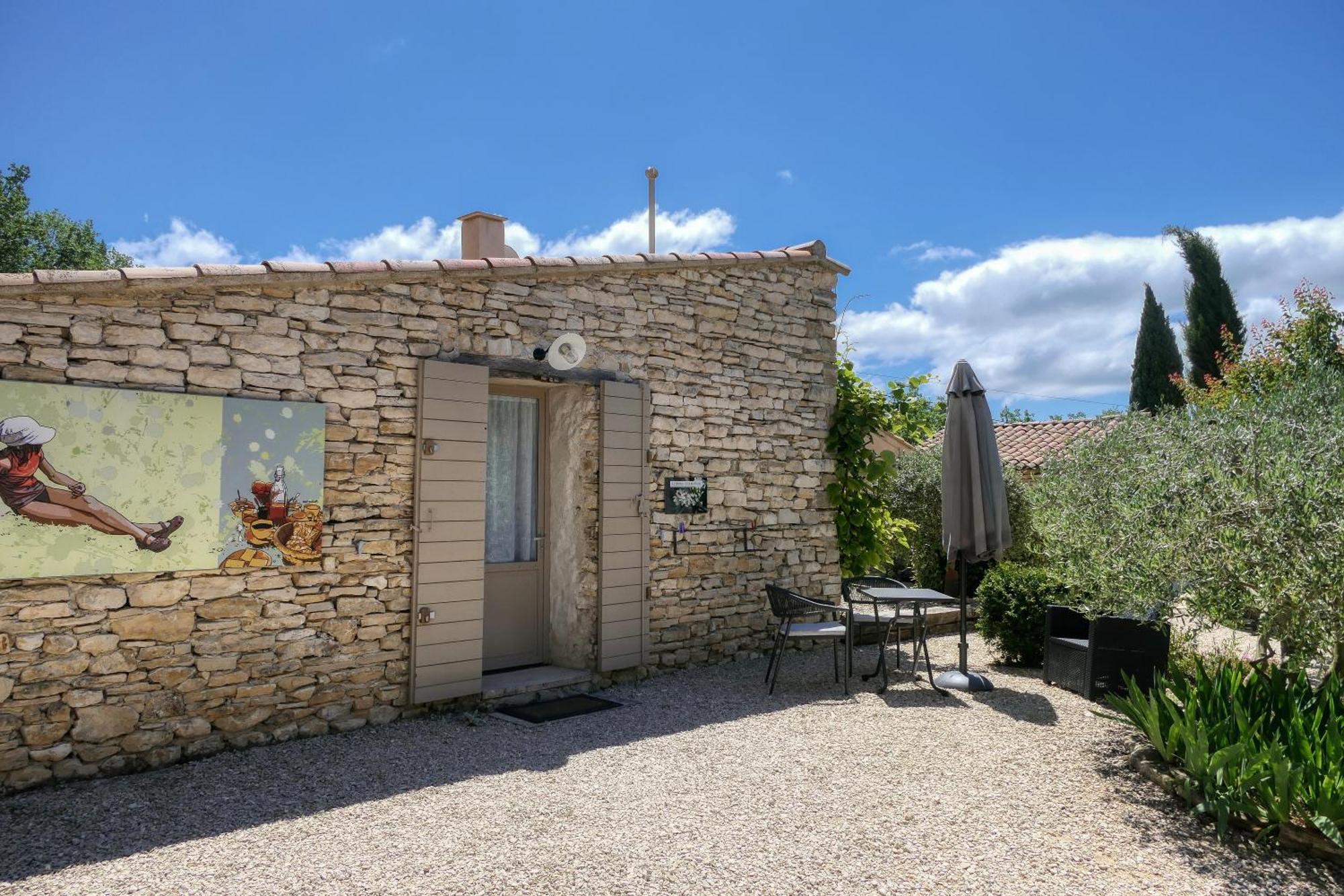 Le Hameau Fleur De Pierres , Chambre , Gite Et Table D'Hotes Murs  Esterno foto