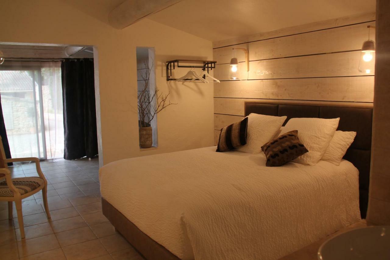 Le Hameau Fleur De Pierres , Chambre , Gite Et Table D'Hotes Murs  Esterno foto