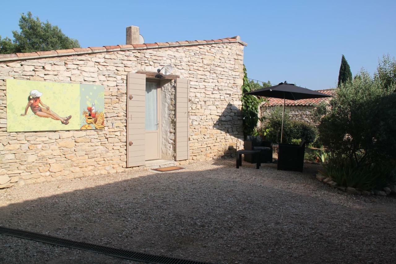 Le Hameau Fleur De Pierres , Chambre , Gite Et Table D'Hotes Murs  Esterno foto